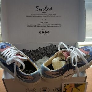 inkkas Worldwear Bald Eagle Low Top Sneakers. NIB.